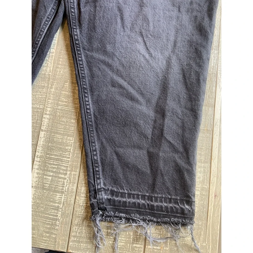 Old Navy Women's High Rise Slouchy Straight Ripped Jeans Button Fly Size 22‎